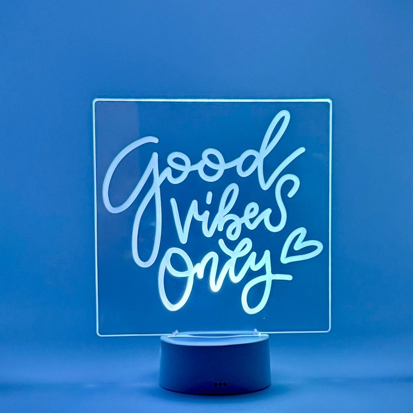 mr.BriteSign Good Vibes Only (heart)