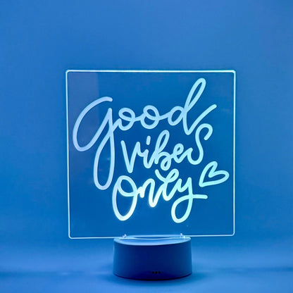 mr.BriteSign Good Vibes Only (heart)